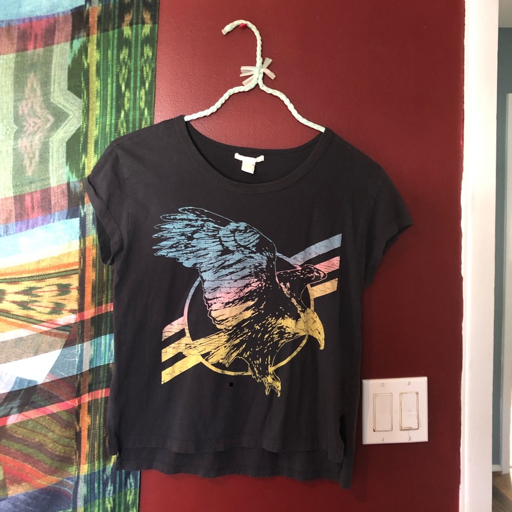 graphic tee
